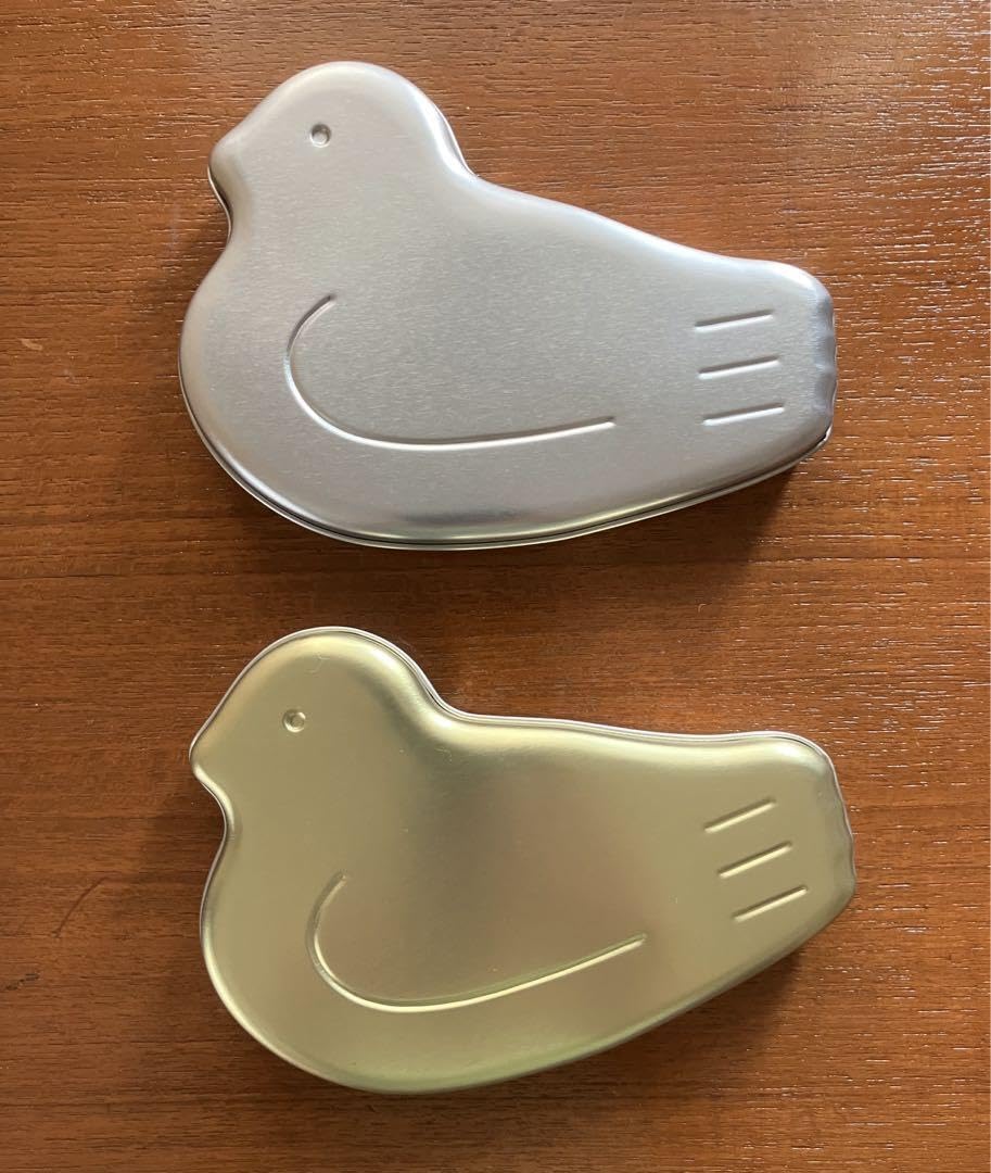 Amazon.co.jp: 鳩サブレー 缶 125周年 金 銀 : おもちゃ